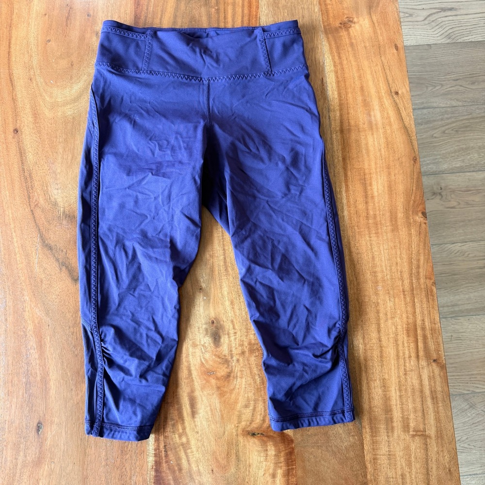 Lululemon Women's Purple Fast and Free Cropped Leggings Size 6